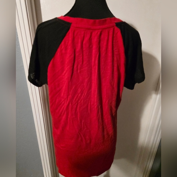 Disney Mickey Red And Black Mesh Shirt Size XL - Picture 4 of 4